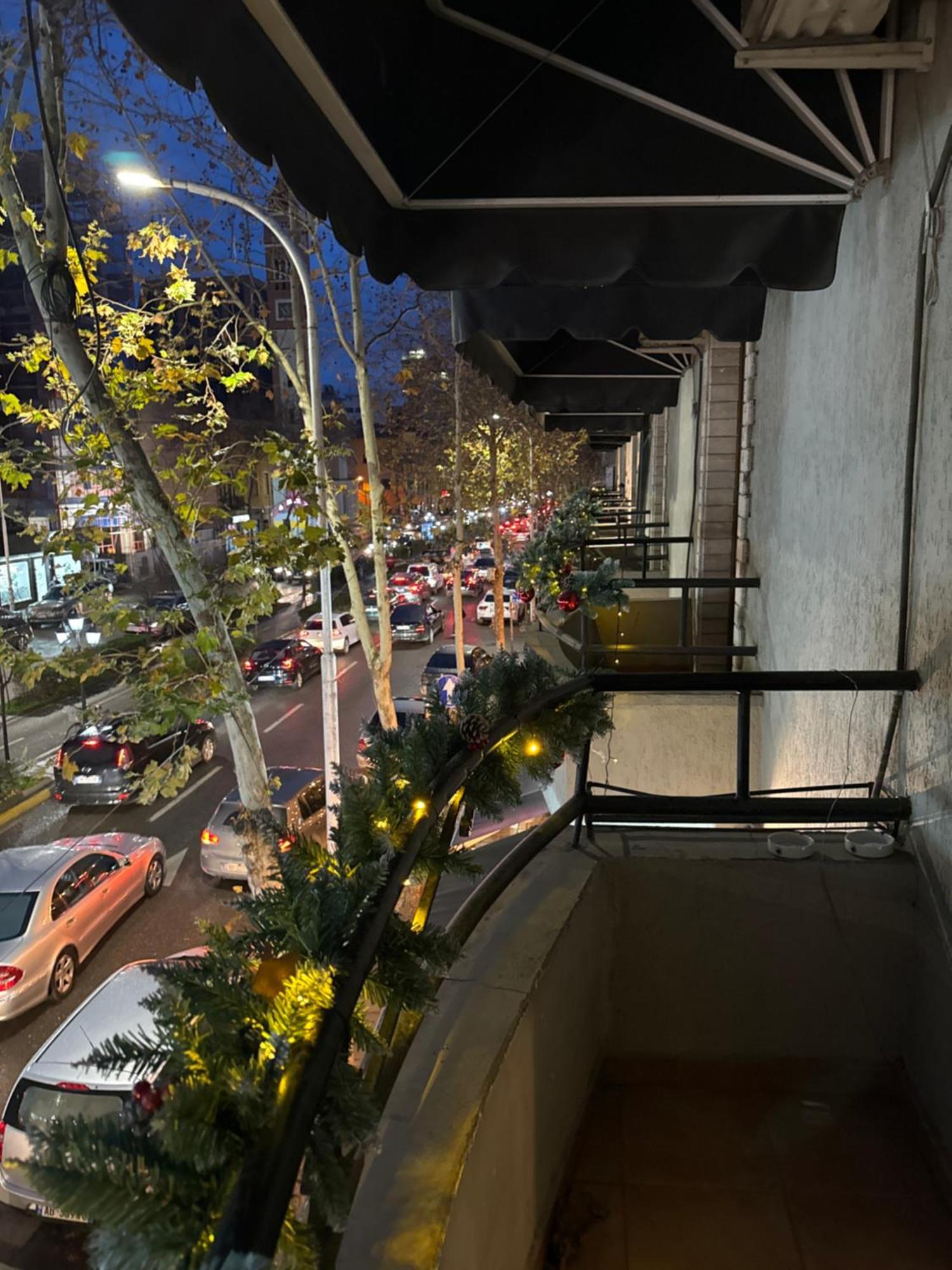 Hotel Tirona Тирана Екстер'єр фото