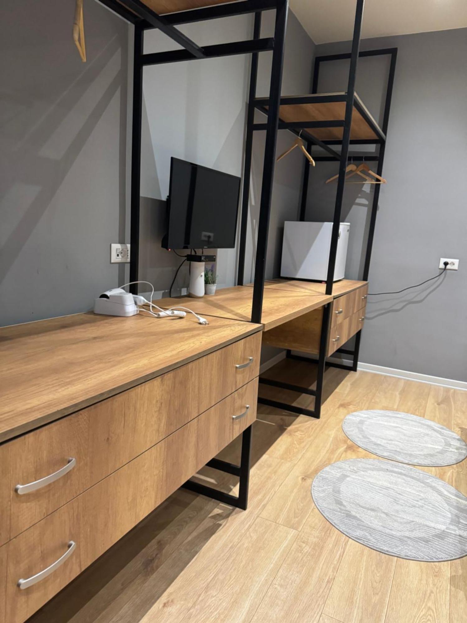Hotel Tirona Тирана Екстер'єр фото